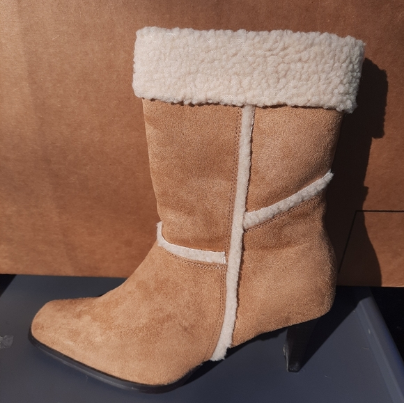 Ankle Boots - Picture 3 of 3